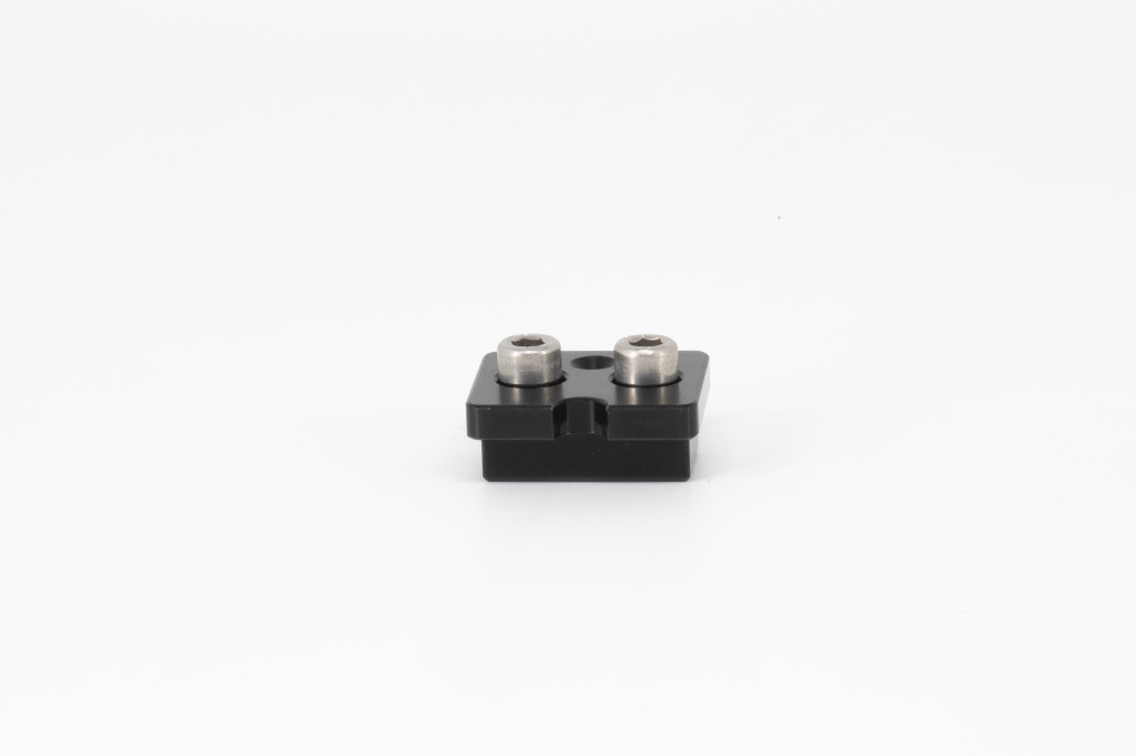 T socket/Zoccoletto a T